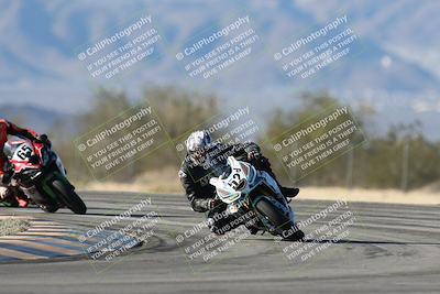 media/Dec-07-2025-CVMA (Sun) [[3e7d2de5dc]]/Race 12- Formula 40 MW and LW/